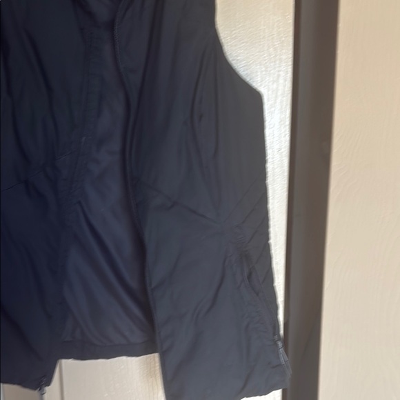 Champion Black Vest - Picture 3 of 6